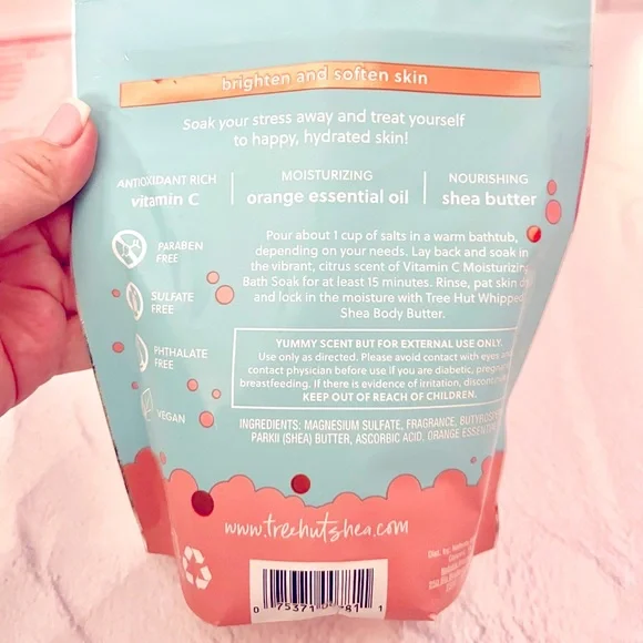 Tree hut 2 vitamin c foaming gel wash, vitamin c moisturizing bath soak &sponge - Picture 6 of 11